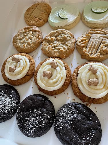 Crumbl - Broadcasting Square logo